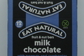 EAT NATURAL PEANUT CRANBERRY pistache en chocolade 12 stuks