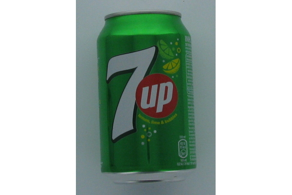 SEVEN UP tray 24 x 33 cl.